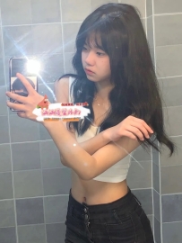 絕美誘人小粉穴 今年剛滿19歲