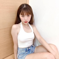 小丸子   158cm.C奶.45kg.22歲