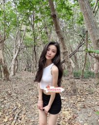 氣質溫柔系 外表高冷 姐姐氣場滿滿